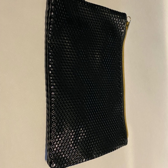 Bundle of 5 Black/White/Blue Travel Makeup Bags - RMS Beauty, Sephora, Clarins - Picture 4 of 6